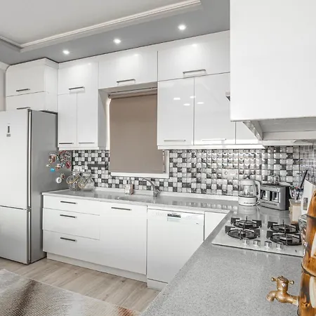 Appartement Spacious 2 Bedroom House With A View In Konacik