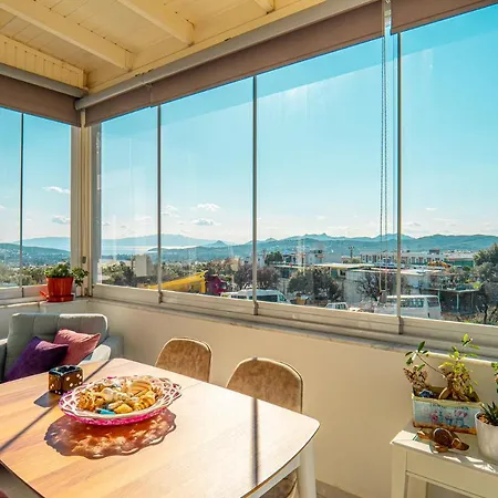 Spacious 2 Bedroom House With A View In Konacik *